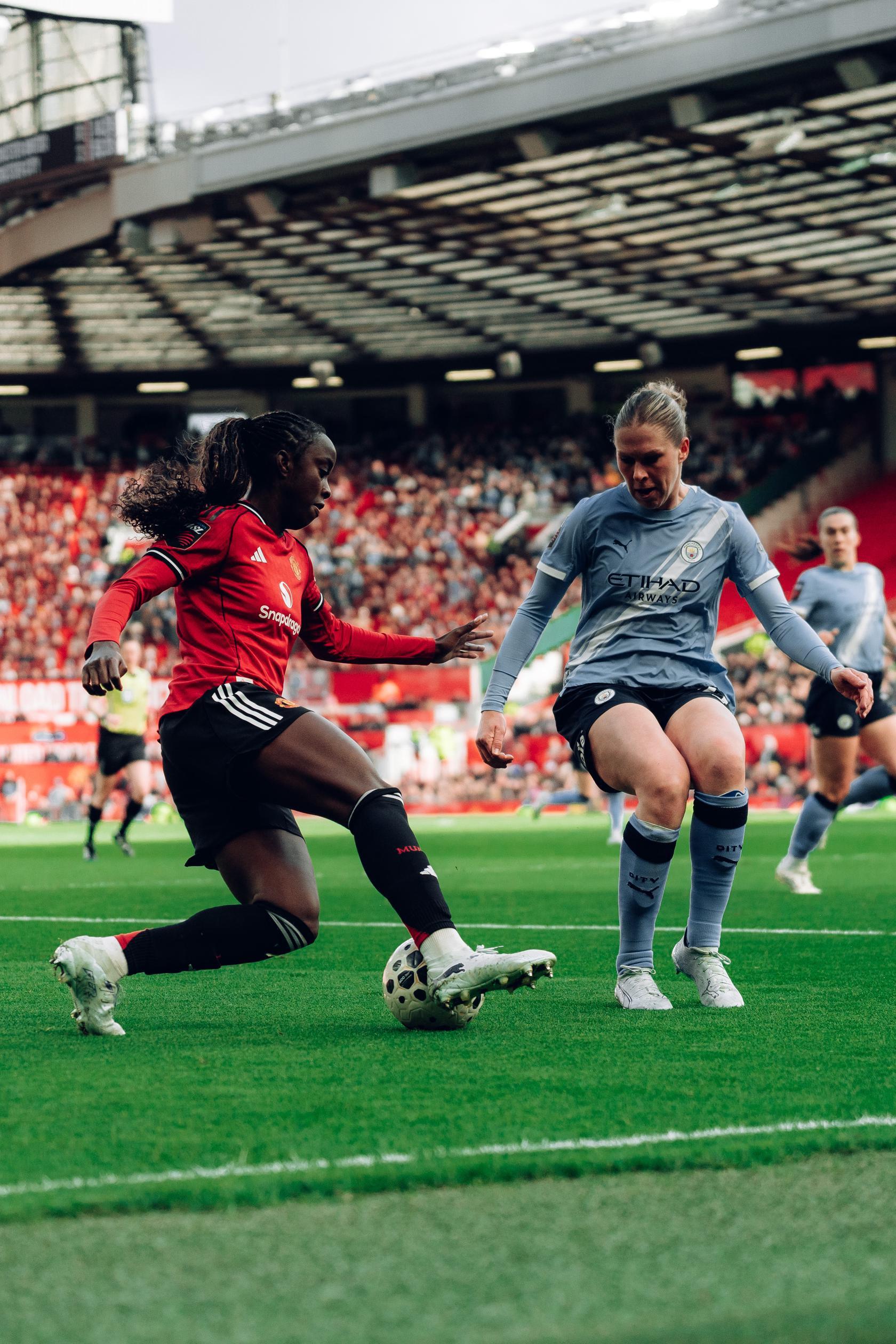90 in 20: United Women v Man City