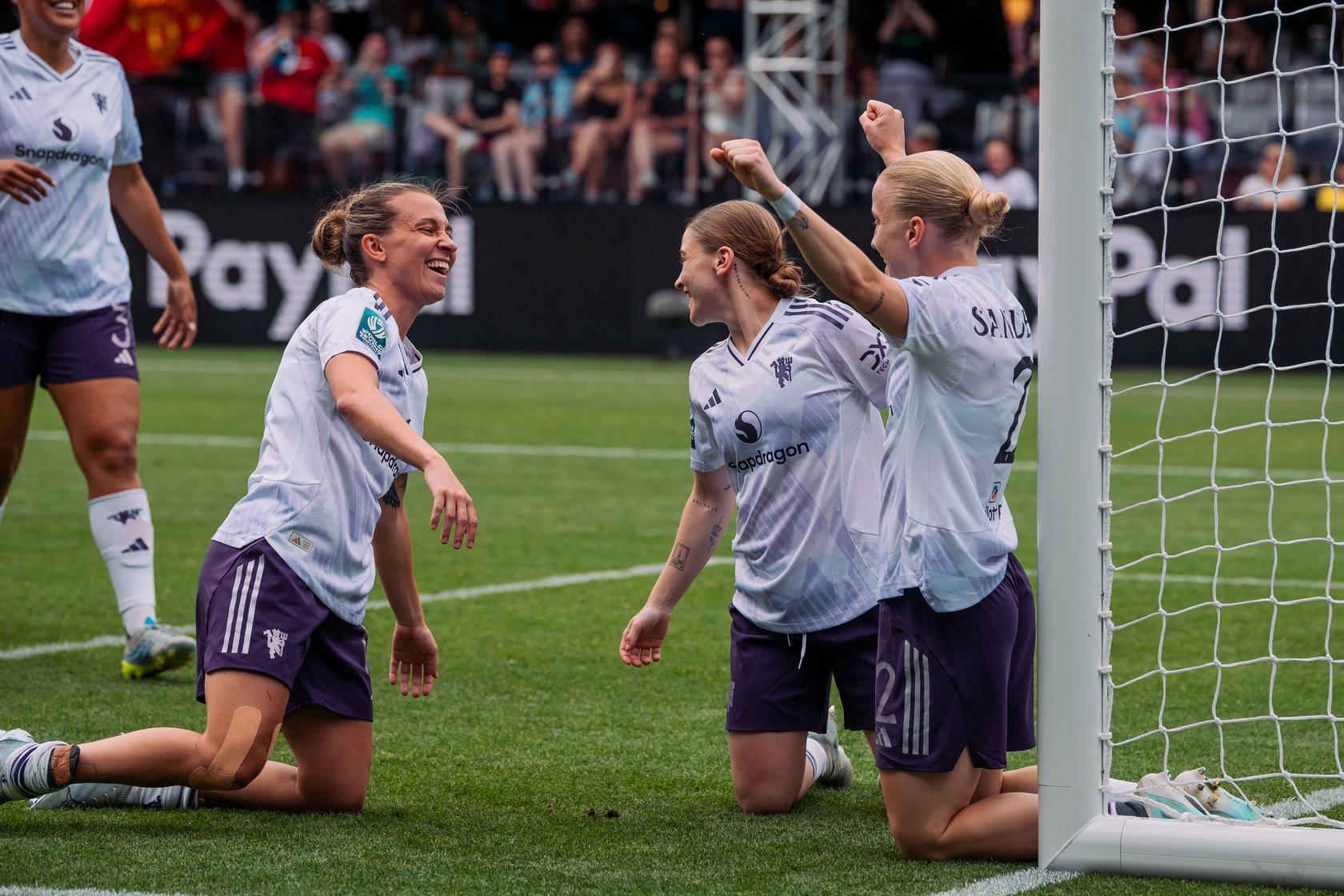 Sevens highlights: United v Villa