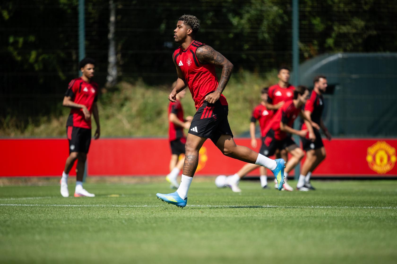 Watch Santos's first session